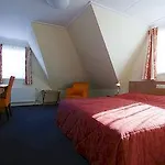 Op Diek Den Hoorn (North Holland)