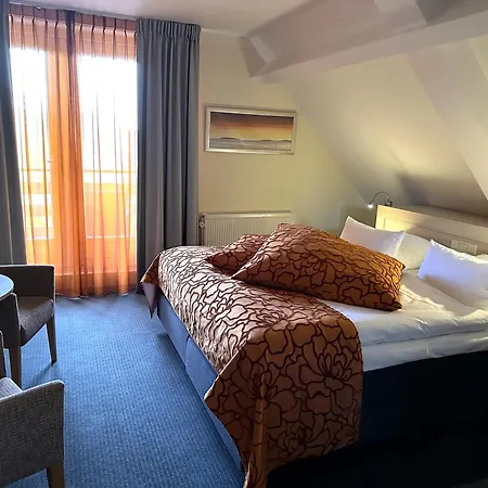 Op Diek Hotel Den Hoorn (North Holland)