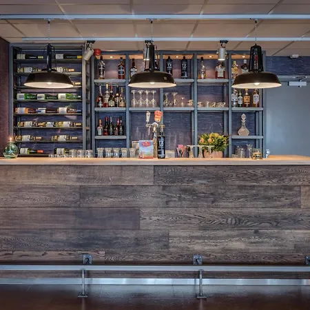 Hotell Op Diek Den Hoorn (North Holland)