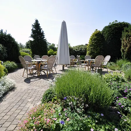 Op Diek Hotell Den Hoorn (North Holland)