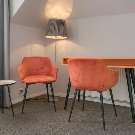 Op Diek Hotel Den Hoorn (North Holland)