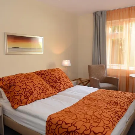Hotell Op Diek 3*