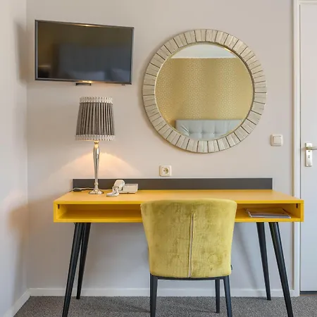 Op Diek Ден-Хорн