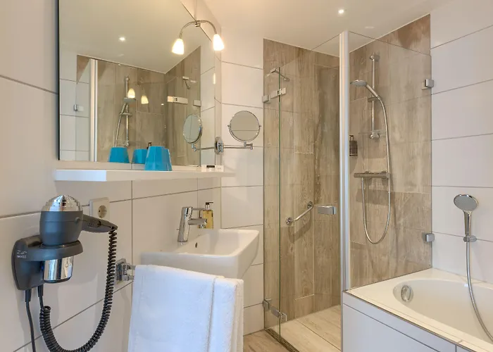 Otel Op Diek Den Hoorn (North Holland)