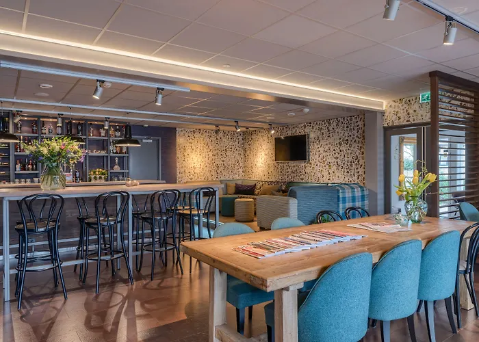 Op Diek Otel Den Hoorn (North Holland)