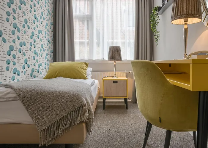 Op Diek Den Hoorn (North Holland)