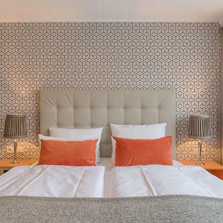 Op Diek Den Hoorn (North Holland)